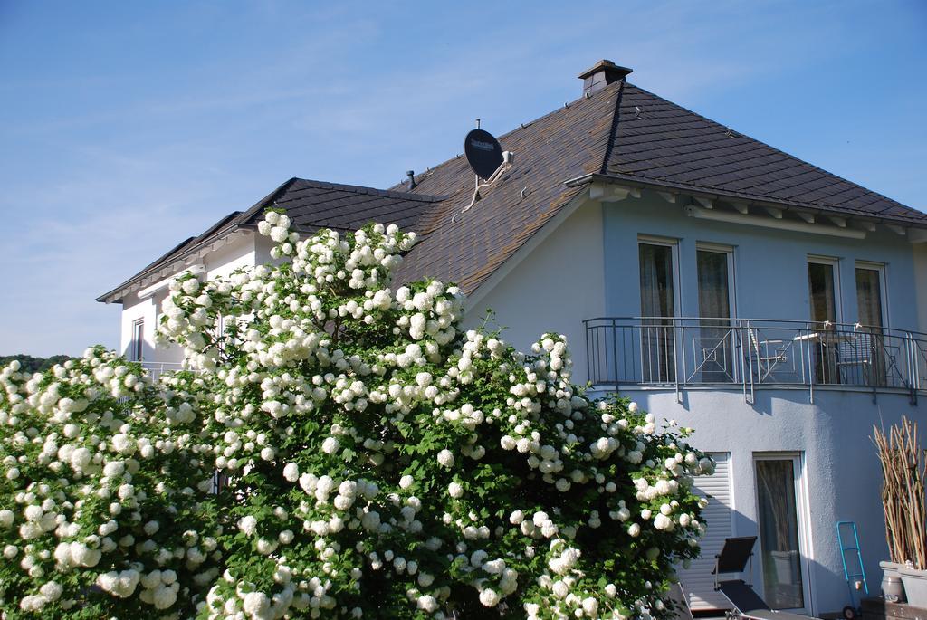 Roussel - Hotel Restaurant Bernkastel-Kues Exterior photo